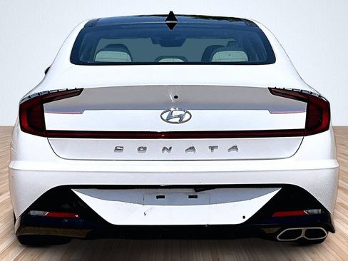 Used 2022 Hyundai Sonata SEL w/ Convenience Package FWD image 4