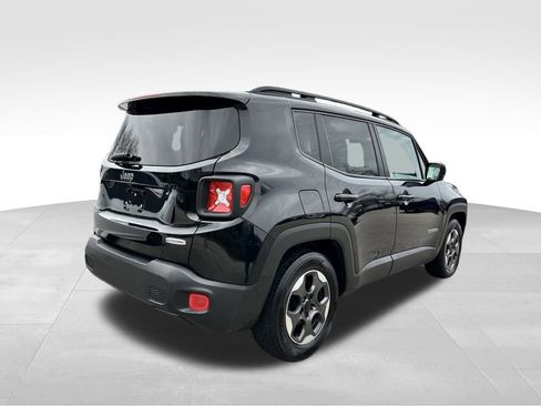 Used 2015 Jeep Renegade Latitude w/ Cold Weather Group II image 8