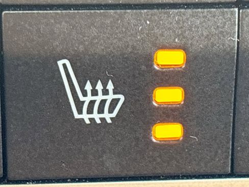 Used 2022 Jeep Wrangler Unlimited Rubicon w/ Steel Bumper Group image 20