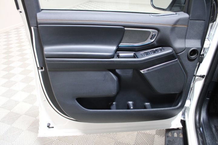 Used 2025 Ford Expedition Tremor AWD/4WD image 20