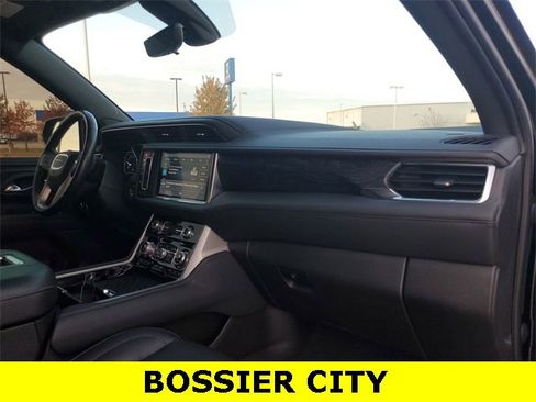 Certified 2021 GMC Yukon Denali w/ Denali Ultimate Package image 30