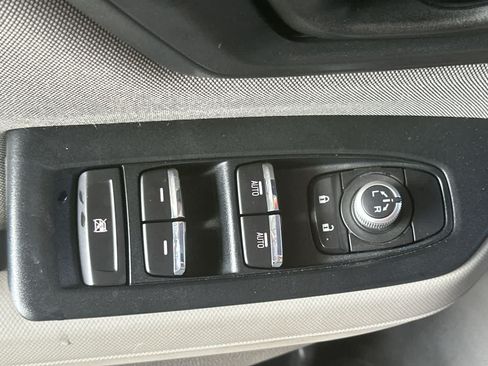 Used 2025 Subaru Forester Premium w/ Convenience Package #2 AWD/4WD image 11