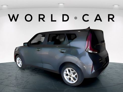 Certified 2024 Kia Soul LX w/ Option Group 015 image 5