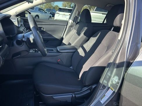 Used 2024 Nissan Sentra S image 14