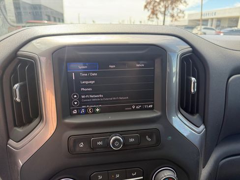 Used 2023 Chevrolet Silverado 1500 Custom image 22