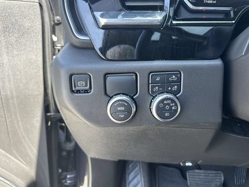 Certified 2022 GMC Sierra 1500 SLT w/ SLT Premium Plus Package RWD image 18