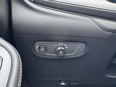 Used 2025 Buick Encore GX Preferred FWD image 14