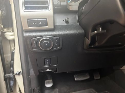 Used 2018 Ford F250 Lariat w/ Tow Technology Bundle AWD/4WD image 24