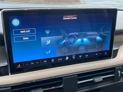 Used 2023 Lincoln Corsair FWD image 27