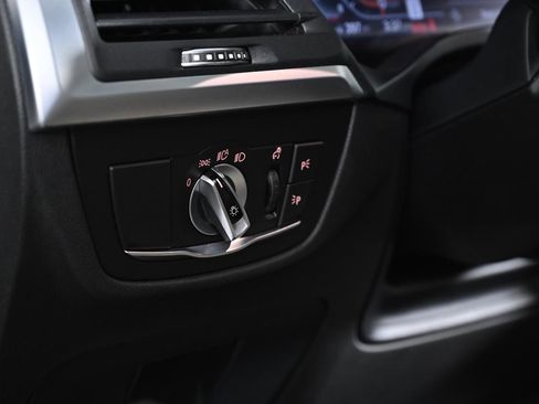 Used 2022 BMW X3 xDrive30i w/ M Sport Package 2 image 21