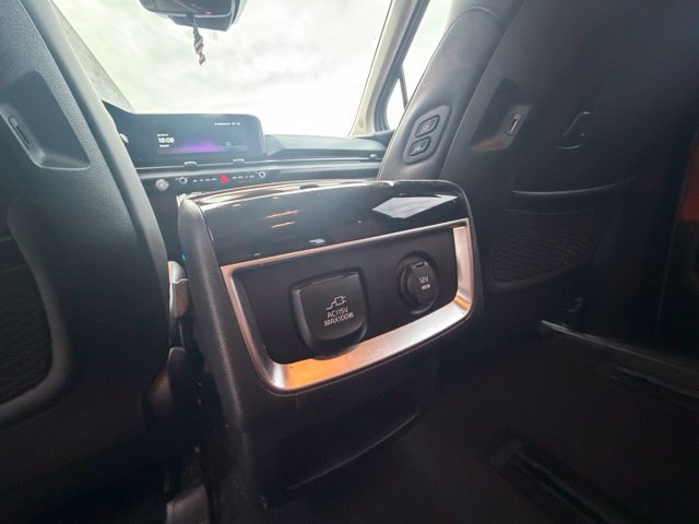 Used 2024 Kia Carnival SX FWD image 20