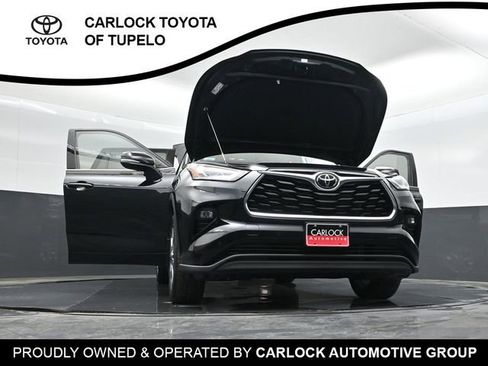 Used 2024 Toyota Highlander Limited image 52