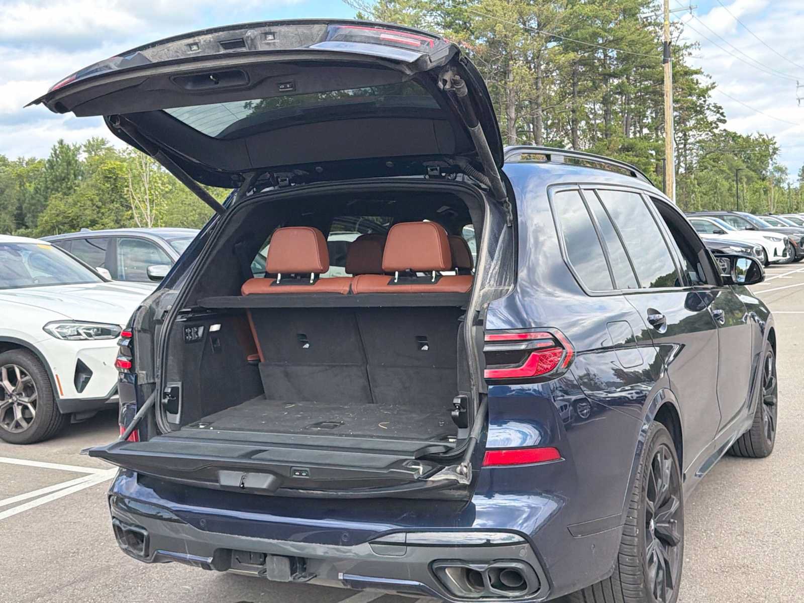 Used 2024 BMW X7 M60i w/ Executive Package AWD/4WD image 32