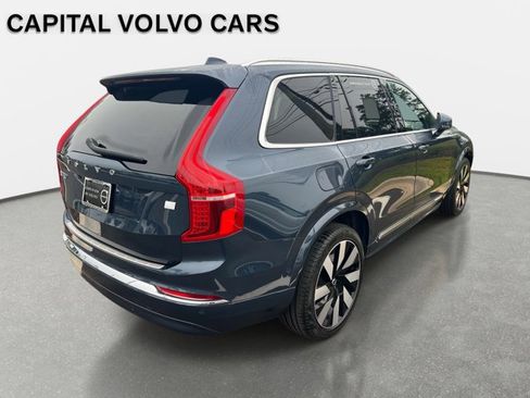 Certified 2024 Volvo XC90 T8 Plus w/ Protection Package Premier AWD/4WD image 3