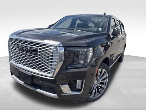 Used 2021 GMC Yukon XL Denali w/ Denali Ultimate Package AWD/4WD image 1