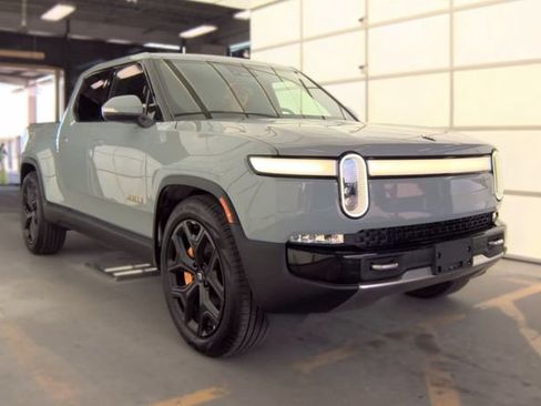 Used 2023 Rivian R1T Adventure AWD/4WD image 4
