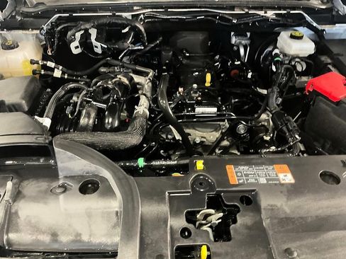Used 2024 Ford Ranger XLT w/ Equipment Group 301A High AWD/4WD image 7