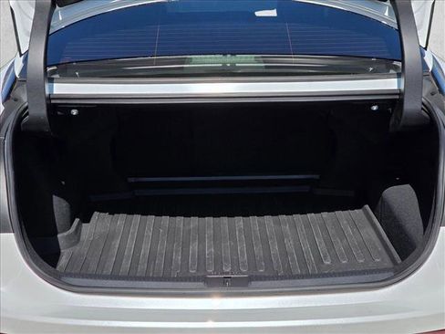 Certified 2024 Toyota Crown XLE image 6