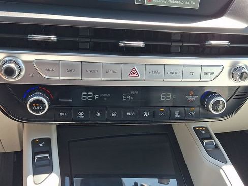 Certified 2025 Kia Telluride S AWD/4WD image 17
