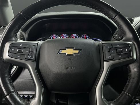 Used 2022 Chevrolet Silverado 3500 LT image 16