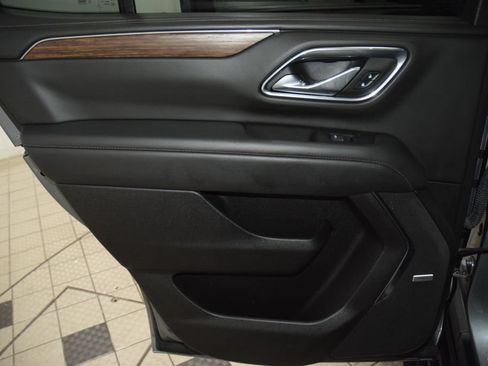 Used 2023 Chevrolet Tahoe High Country AWD/4WD image 45