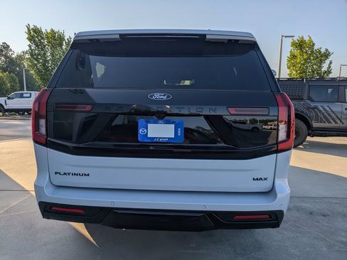New 2025 Ford Expedition Max Platinum w/ Stealth Performance Package AWD/4WD image 5