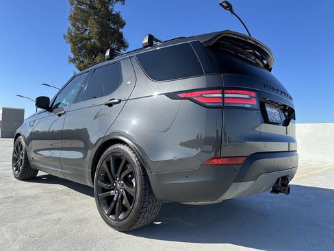 Used 2017 Land Rover Discovery HSE Luxury image 16