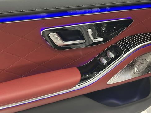 New 2026 Mercedes-Benz S 580 4MATIC Sedan image 26