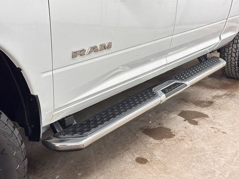Used 2024 RAM 2500 Big Horn AWD/4WD image 22
