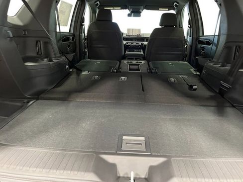 New 2025 Honda Pilot Sport image 26
