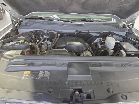 Used 2019 Chevrolet Silverado 2500 W/T w/ Snow Plow Prep Package AWD/4WD image 36