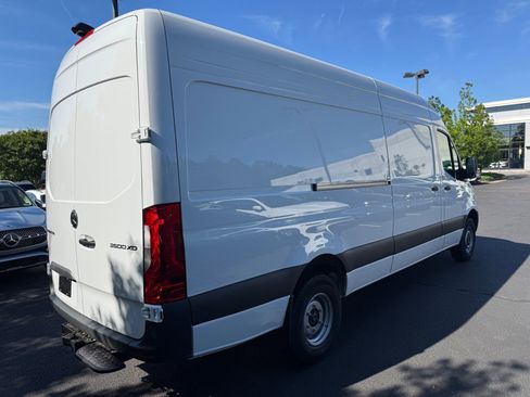 New 2025 Mercedes-Benz Sprinter 3500 image 18