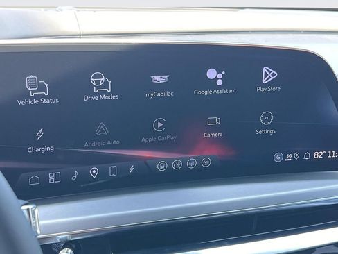 New 2026 Cadillac Lyriq V AWD/4WD image 17