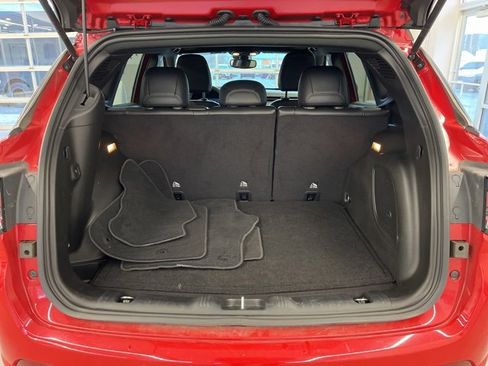 Certified 2023 Jeep Compass High Altitude w/ Driver Assist Group I image 10