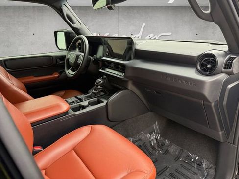 Used 2024 Toyota Land Cruiser image 24