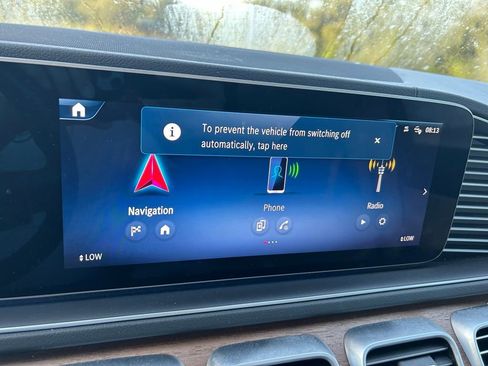 Used 2024 Mercedes-Benz GLS 450 4MATIC image 25