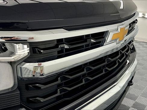 Used 2024 Chevrolet Silverado 1500 LT image 29