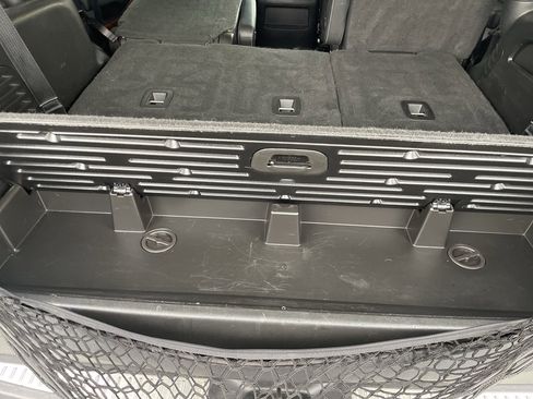 Used 2018 Chevrolet Tahoe Premier image 54