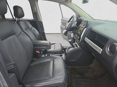 Used 2017 Jeep Compass High Altitude image 16