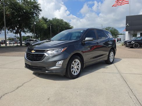 Used 2021 Chevrolet Equinox LT FWD image 4