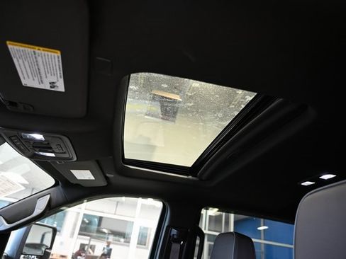 Used 2024 GMC Sierra 3500 Denali image 23