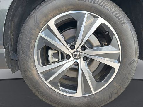 Used 2025 Lexus RX 350 Premium w/ Accessory Package (Z1) FWD image 31