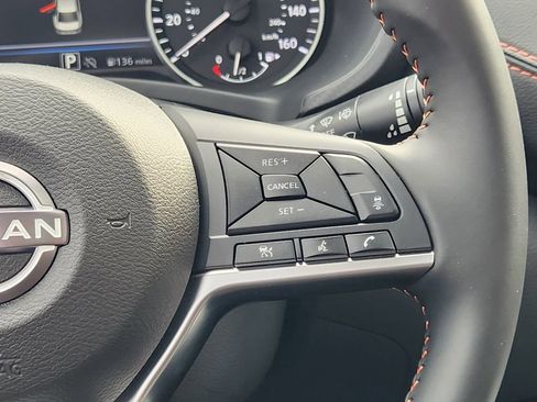 Used 2025 Nissan Sentra SR image 28