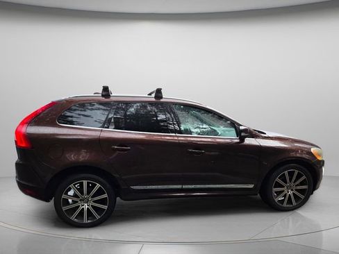 Used 2016 Volvo XC60 T5 Platinum w/ Climate Package FWD image 6