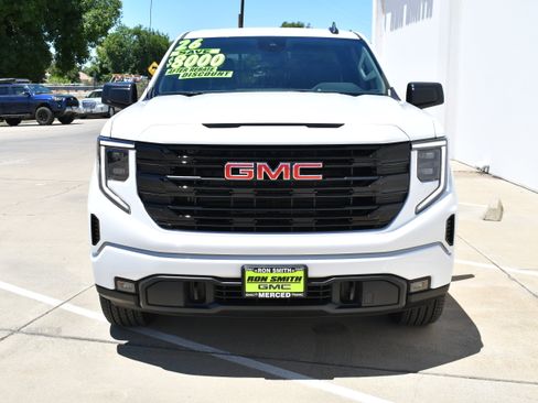 New 2026 GMC Sierra 1500 Elevation AWD/4WD image 3