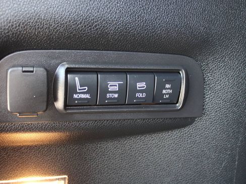 Used 2017 Ford Explorer Platinum AWD/4WD image 19