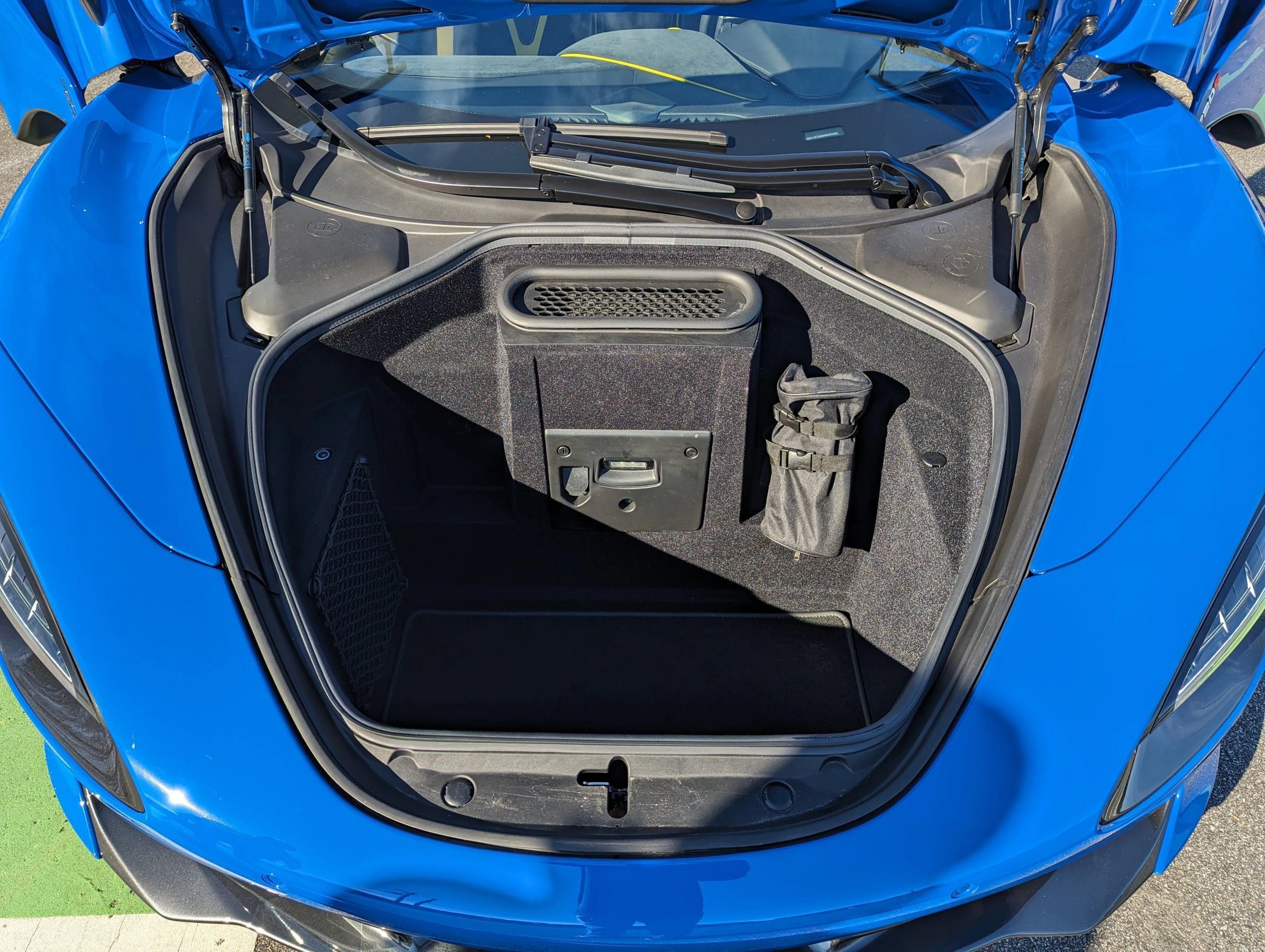 Used 2021 McLaren 720S Luxury RWD image 39
