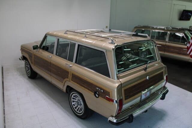 Used 1989 Jeep Grand Wagoneer AWD/4WD image 39