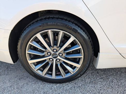 Used 2017 Lincoln MKZ Select w/ Select Plus Package AWD/4WD image 15