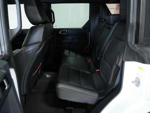 Used 2024 Ford Bronco Badlands AWD/4WD image 34